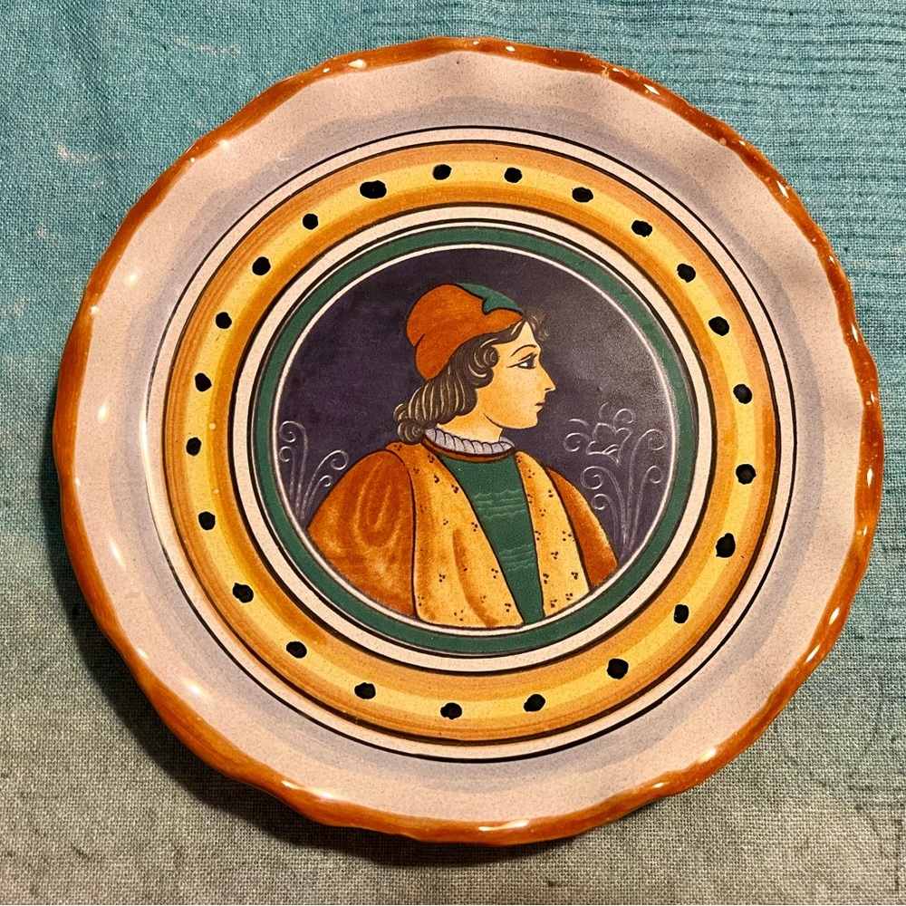 Set of 2 Assisi plates